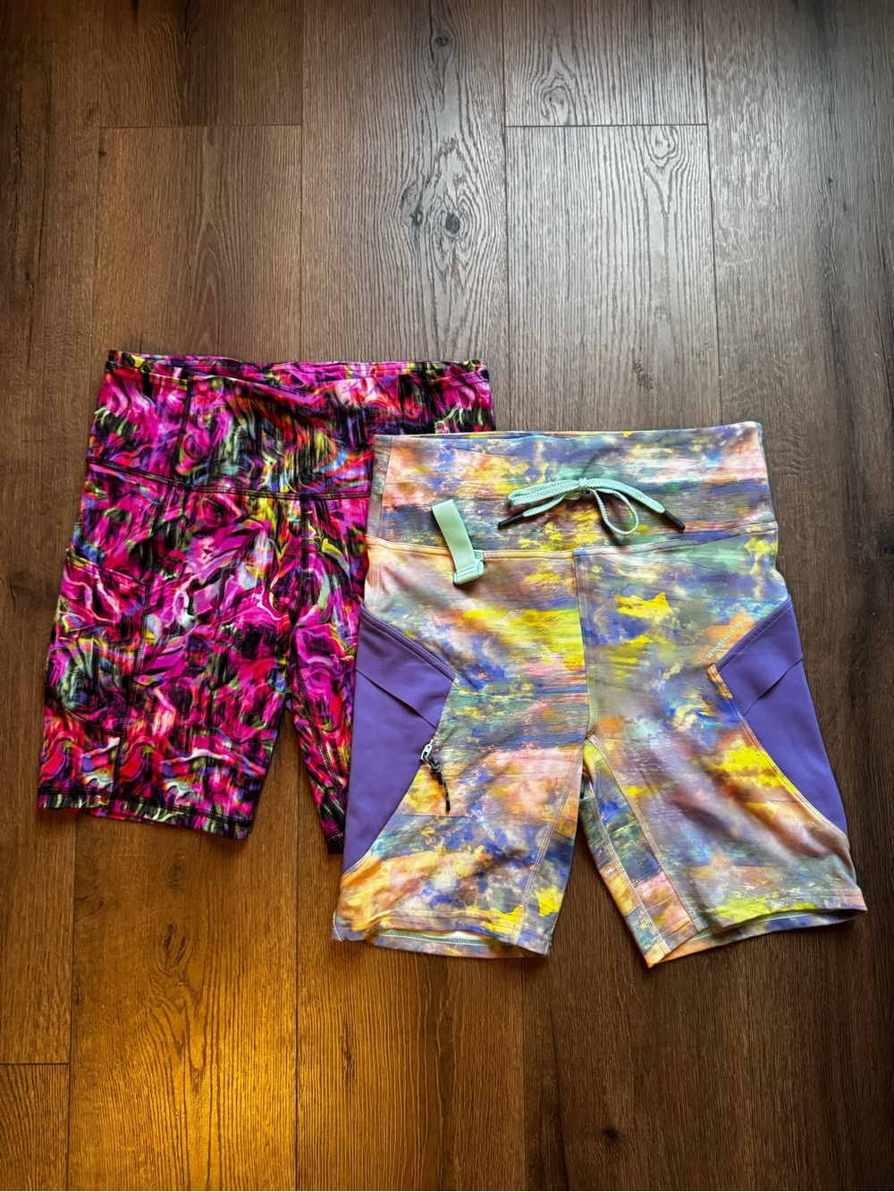 Lululemon bike shorts x2 size 8